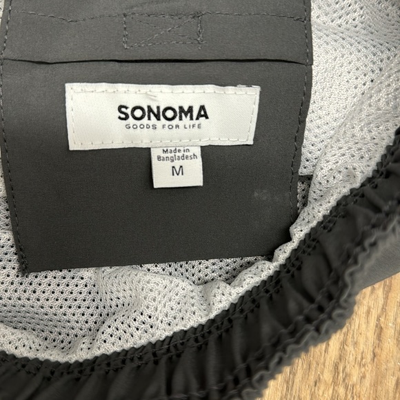 SALE ‼️ NWOT Men’s Sonoma size M Gray Swim Trunks - Picture 5 of 7